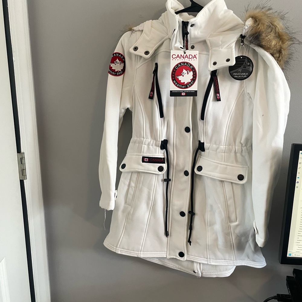 Canada Weather Gear Women's Snow Jacket with Fur Hood